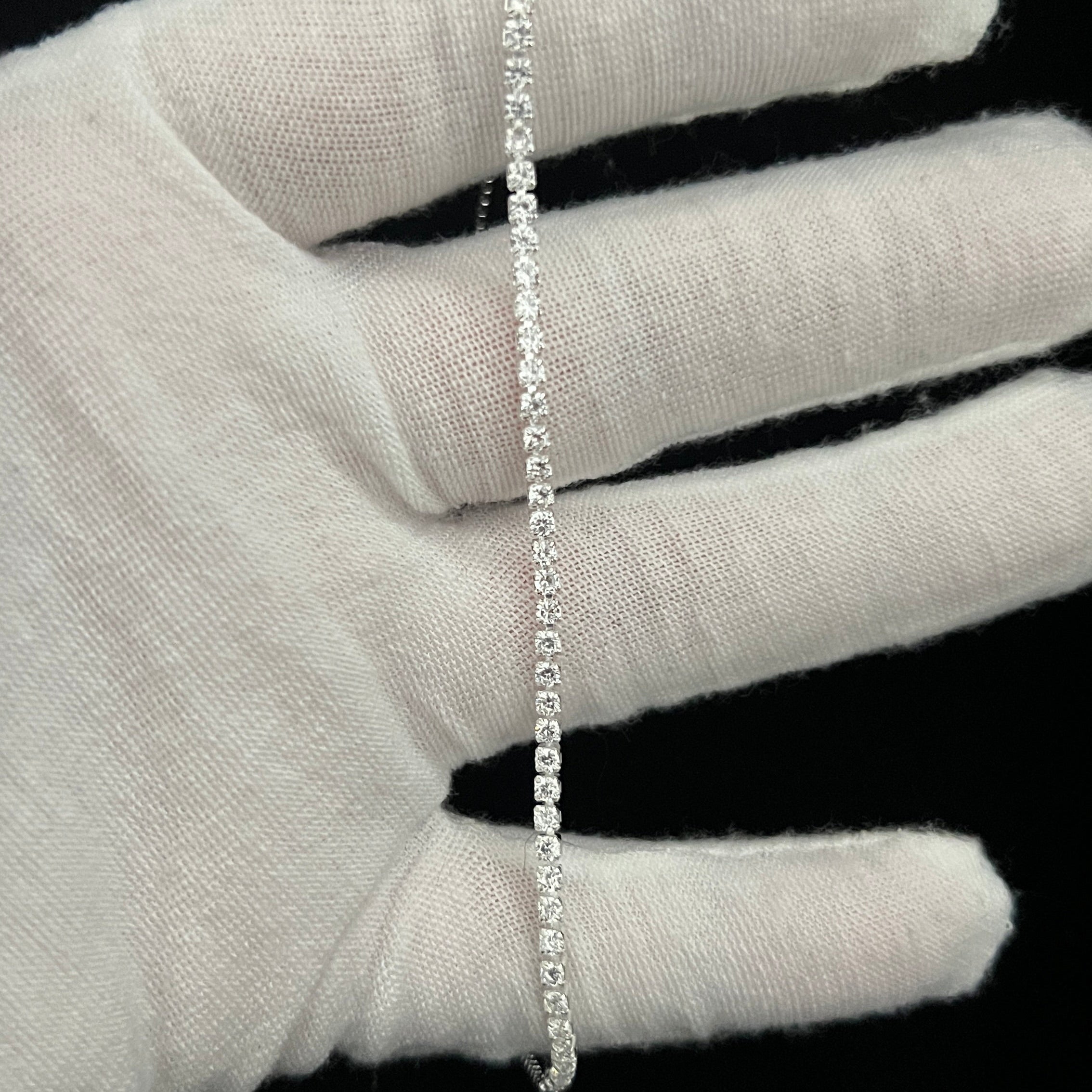 Adjustable Tennis Bracelet for Women, silver / gold